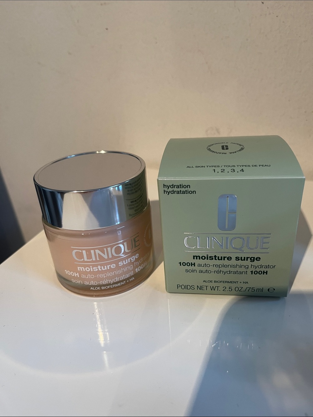 Clinique Moisture Surge 100H Auto-Replenishing Hydrator BNIB 2.5 oz